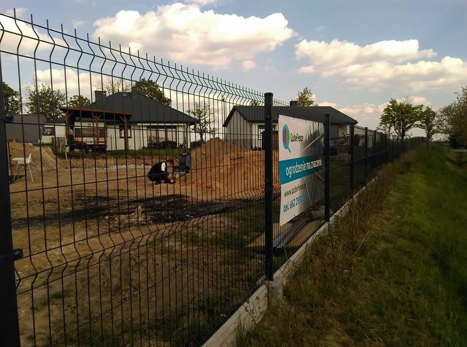 Montaż ogrodzenia z podmurówką prefabrykowaną – Bytom