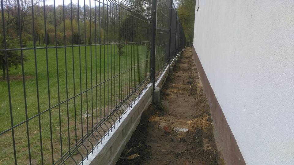 Przygotowanie terenu pod montaż ogrodzenia panelowego na Śląsku